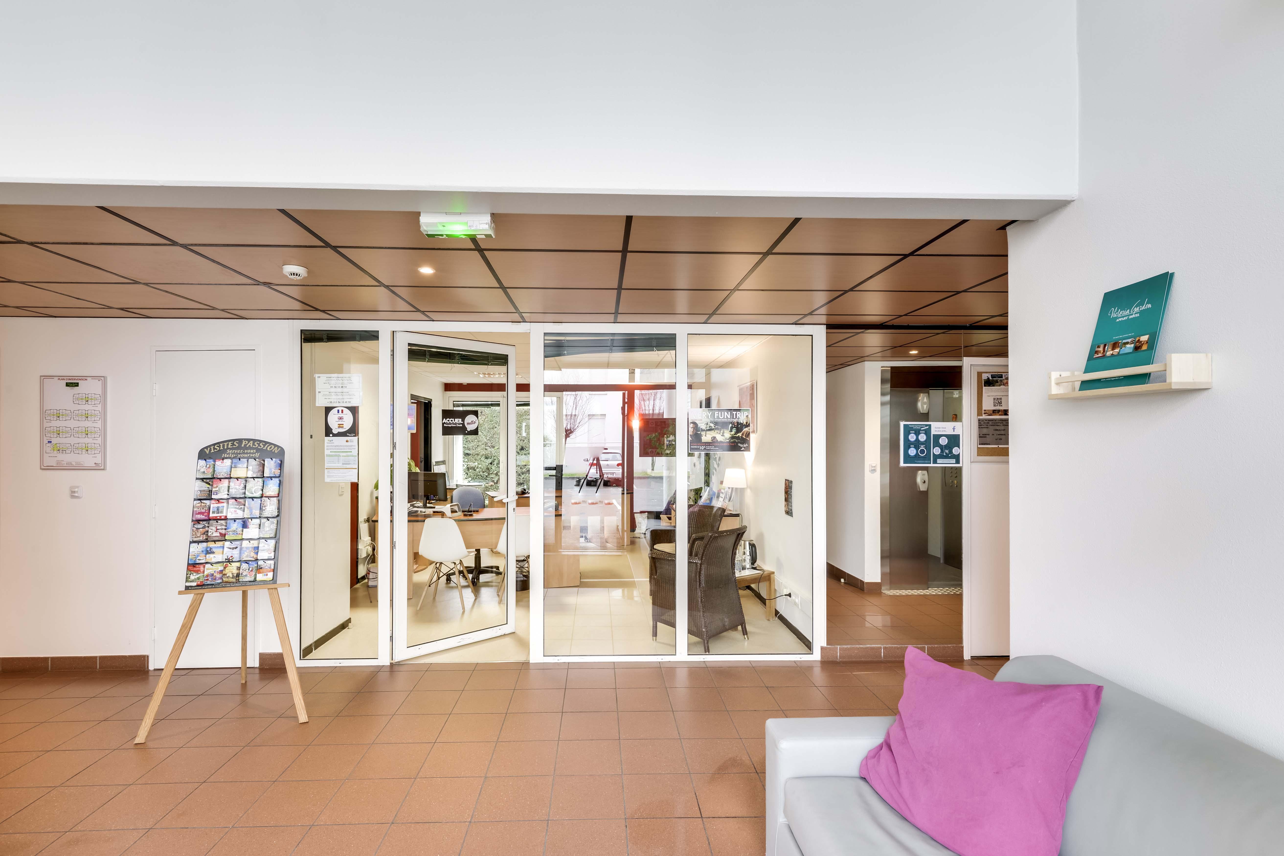 Appart'Hotel Victoria Garden Pau Exterior foto
