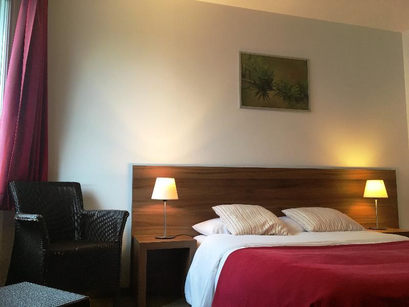 Appart'Hotel Victoria Garden Pau Exterior foto